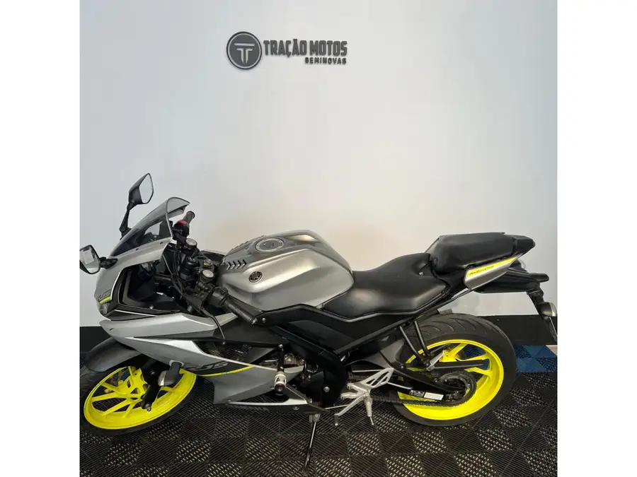 Yamaha R15 ABS 2024